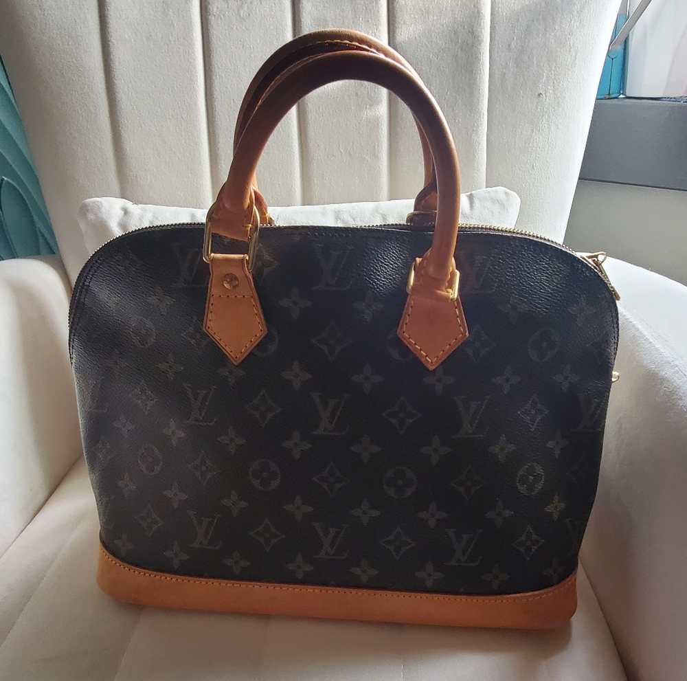 Louis Vuitton Monogram Alma Satchel - Brown Monogram with Tan Trim - Picture 3 of 14